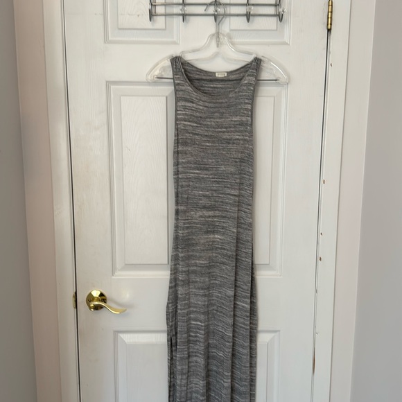 Long maxi dress - Picture 1 of 2